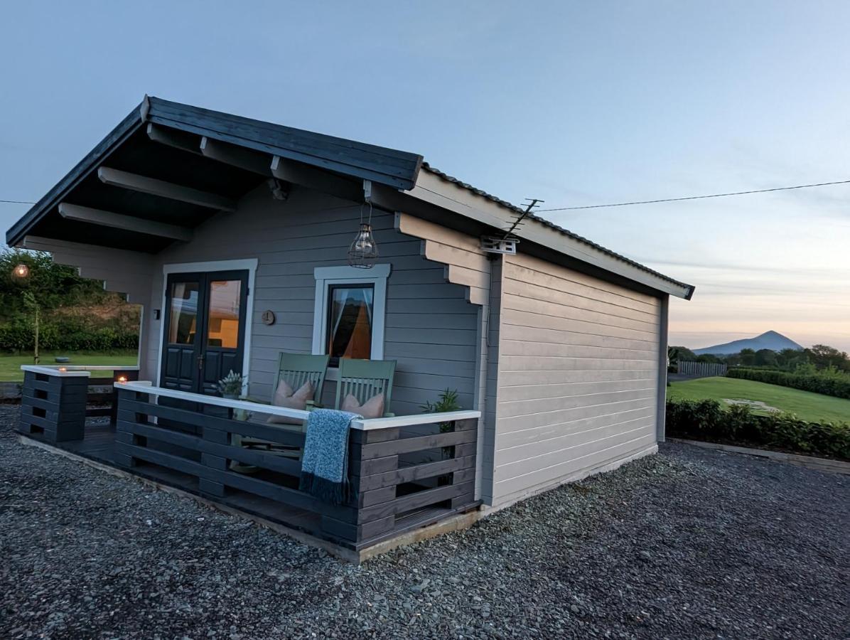 Westport Country Chalets Exterior photo
